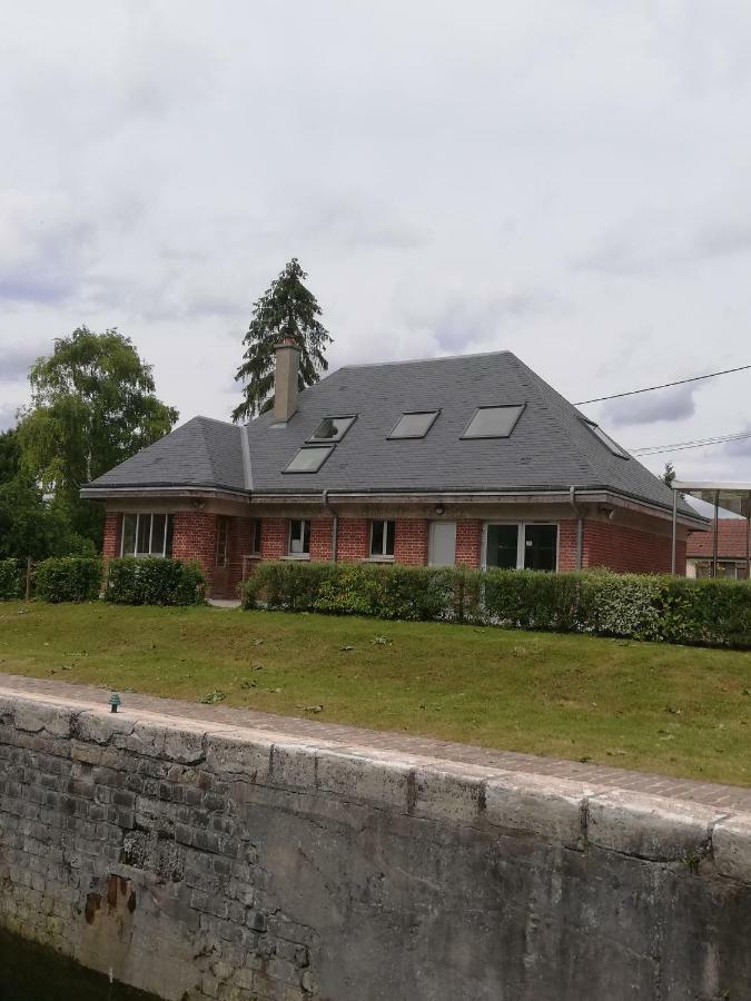 La Maison De La Vallee Βίλα Froissy  Εξωτερικό φωτογραφία